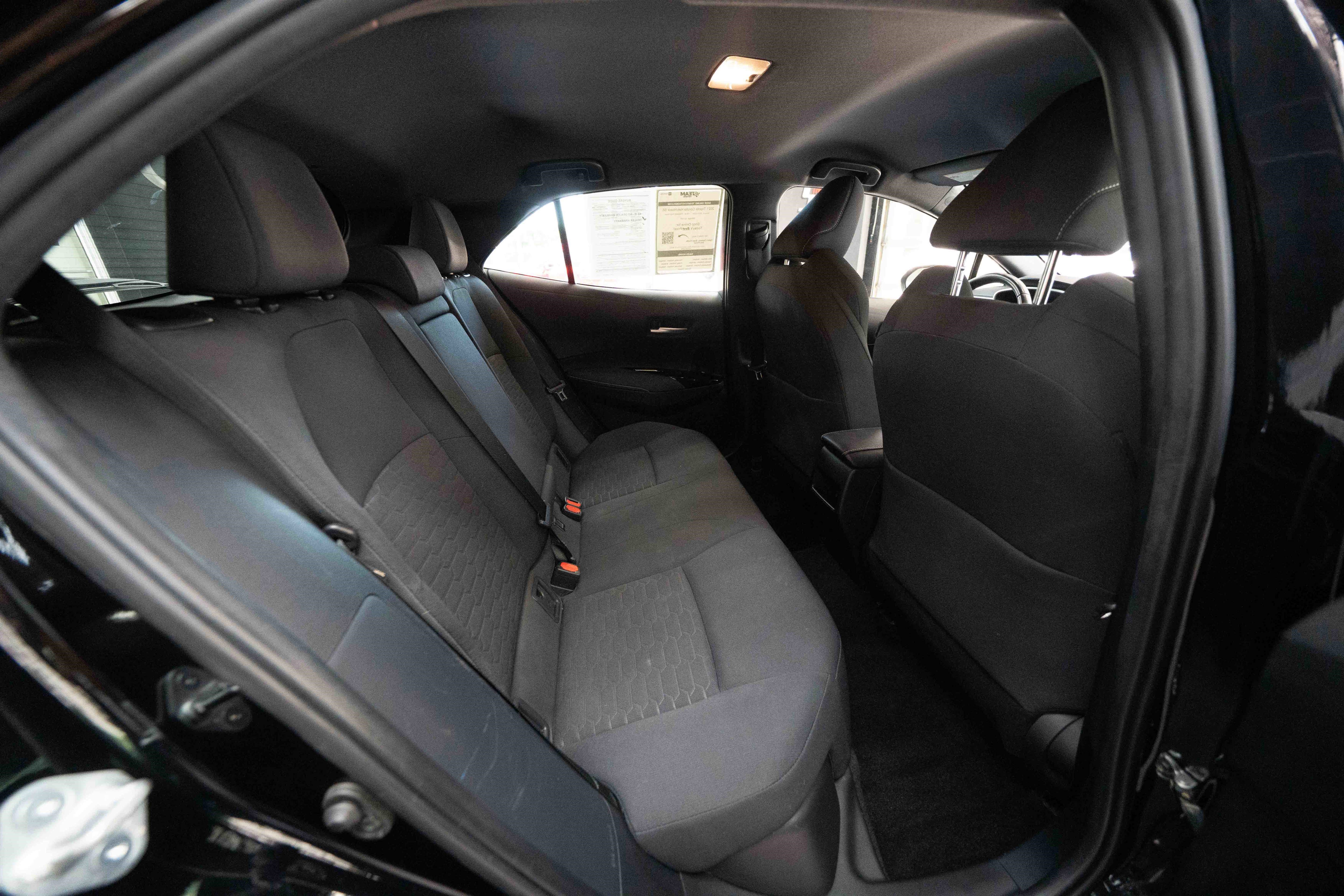 Used 2021 Toyota Corolla SE FWD image 24