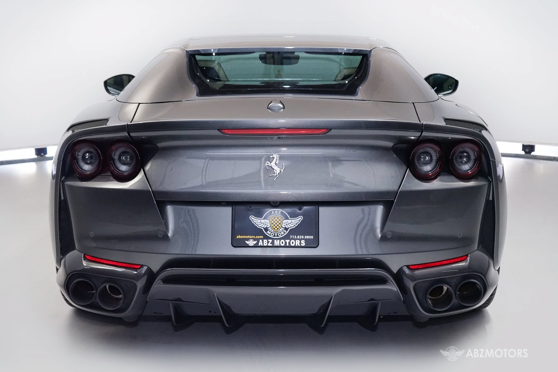 Used 2021 Ferrari 812 GTS RWD image 8