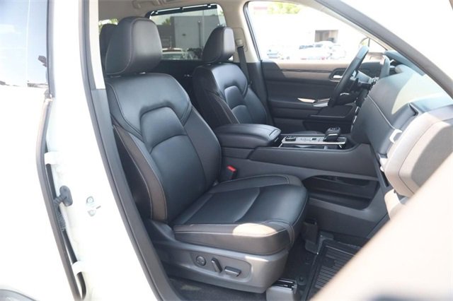 Certified 2024 Nissan Pathfinder SL image 29