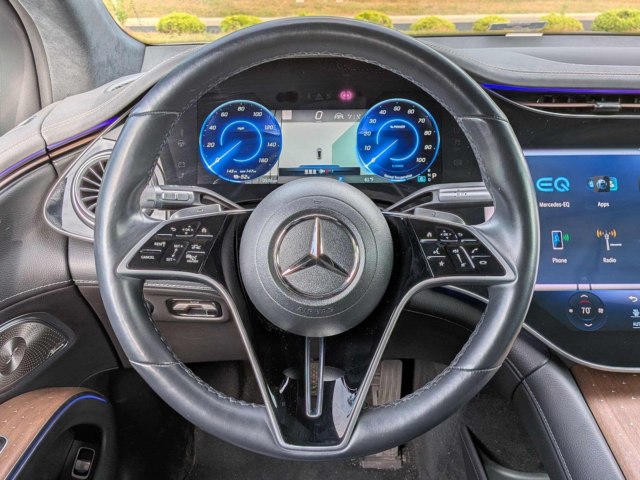 Used 2023 Mercedes-Benz EQS 580 4MATIC SUV w/ Pinnacle Trim Package image 14