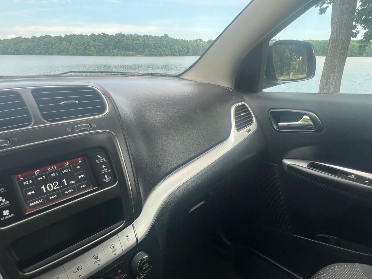 Used 2016 Dodge Journey SXT w/ Comfort/Convenience Group AWD/4WD image 35