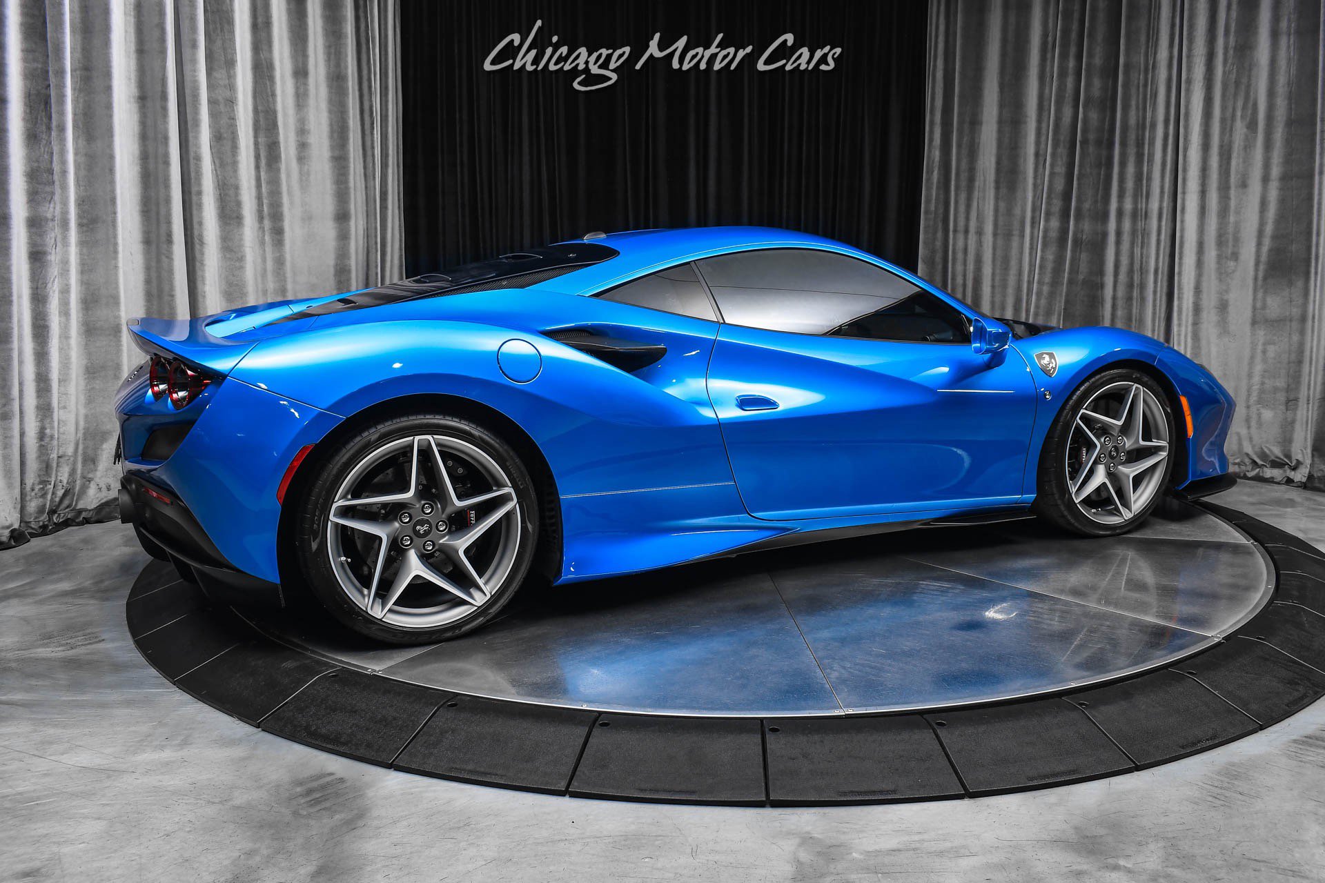 Used 2020 Ferrari F8 Tributo RWD image 5