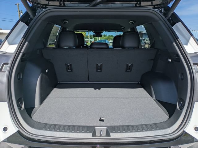 New 2026 GMC Terrain AT4 w/ Convenience Package III AWD/4WD image 13