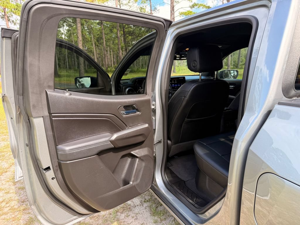New 2025 Chevrolet Colorado LT w/ LT Convenience Package AWD/4WD image 24