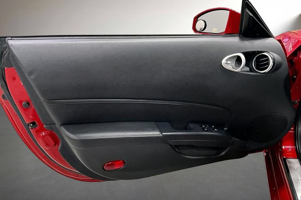 Used 2006 Nissan 350Z Touring RWD image 16