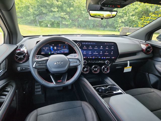 New 2026 Chevrolet Blazer EV RS w/ LPO, Blackout Package FWD image 20