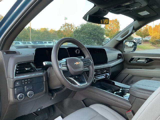 Used 2025 Chevrolet Tahoe LT w/ Comfort Package RWD image 16