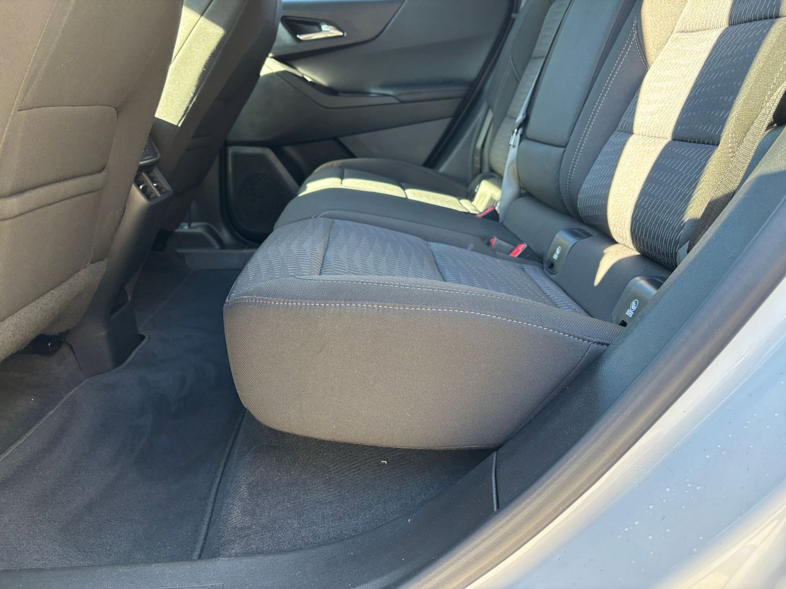 Used 2025 Chevrolet Equinox LT image 25