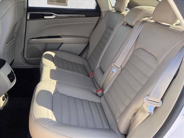 Used 2018 Ford Fusion Energi SE image 19