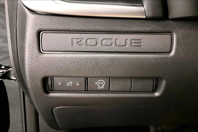 New 2025 Nissan Rogue S image 28