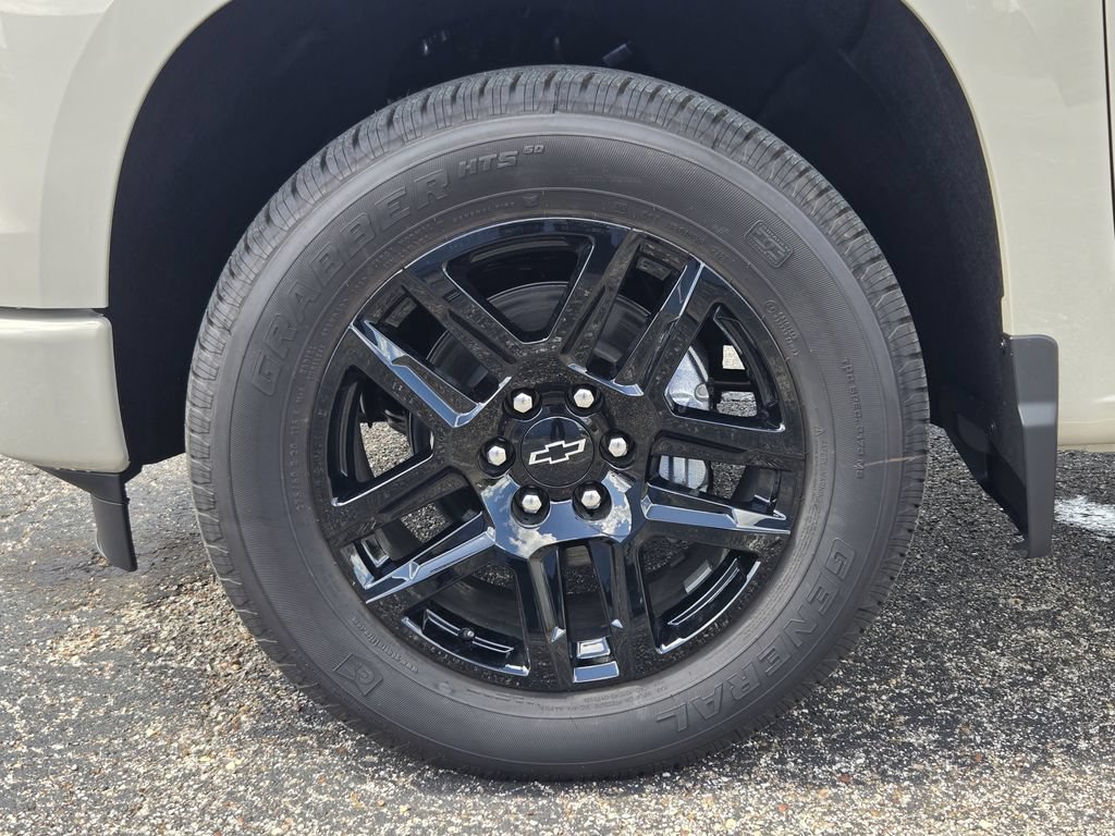 New 2026 Chevrolet Silverado 1500 Custom RWD image 14