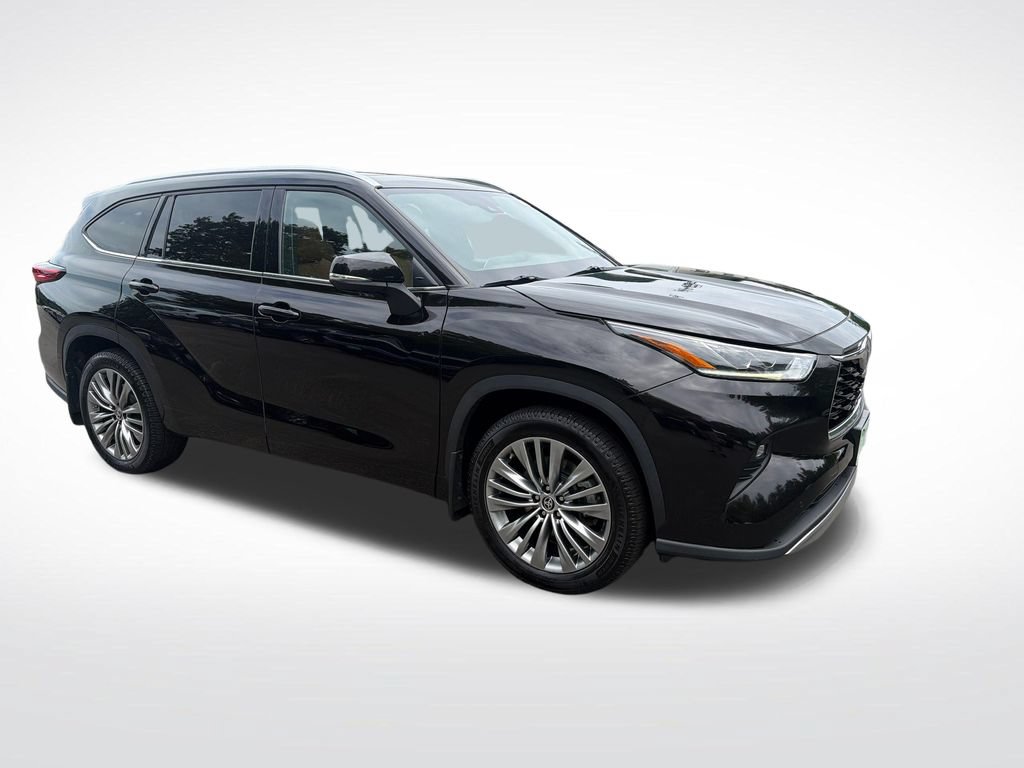Used 2021 Toyota Highlander Platinum AWD/4WD image 8