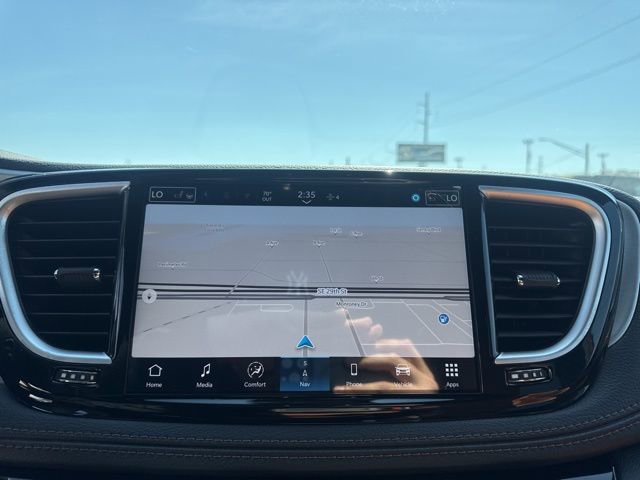 New 2026 Chrysler Pacifica Pinnacle image 22