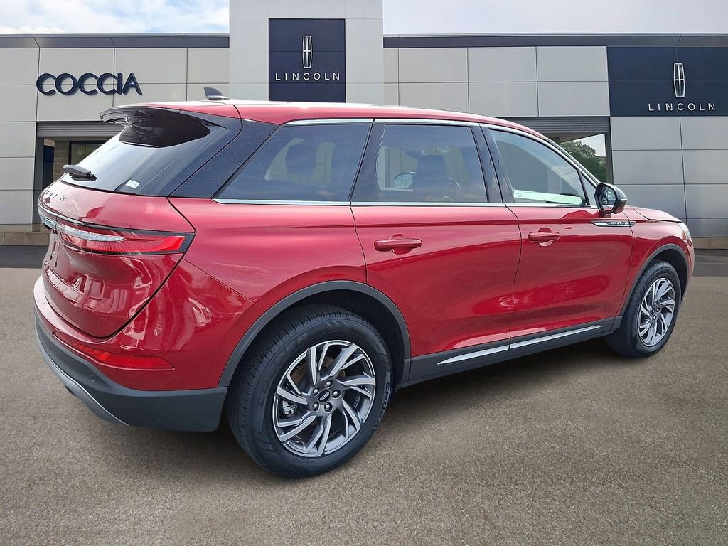 Certified 2024 Lincoln Corsair AWD w/ Equipment Group 101A image 4