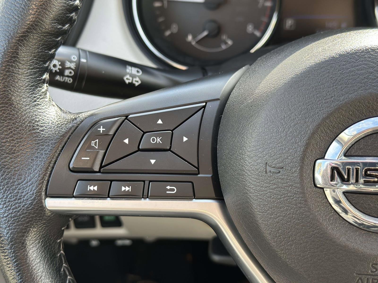 Used 2022 Nissan Rogue Sport SL image 14