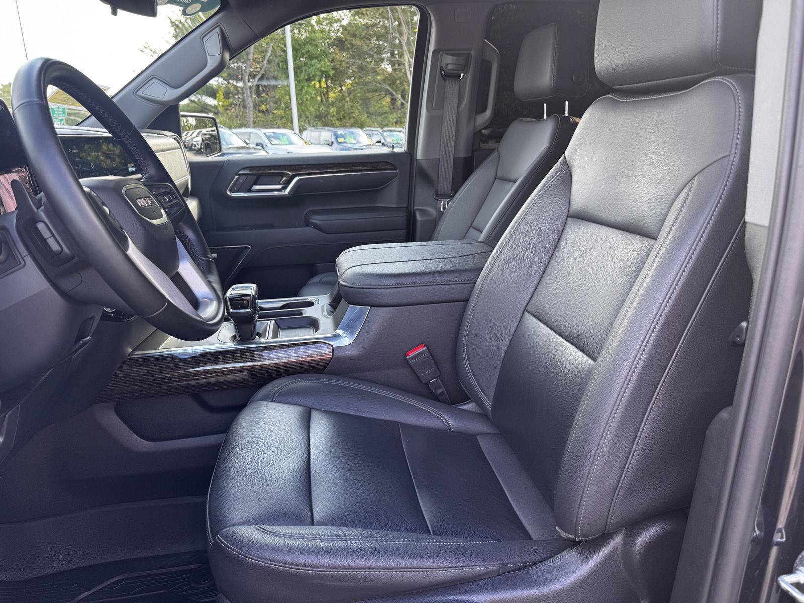 Certified 2023 GMC Sierra 1500 Elevation w/ Elevation Premium Package AWD/4WD image 14