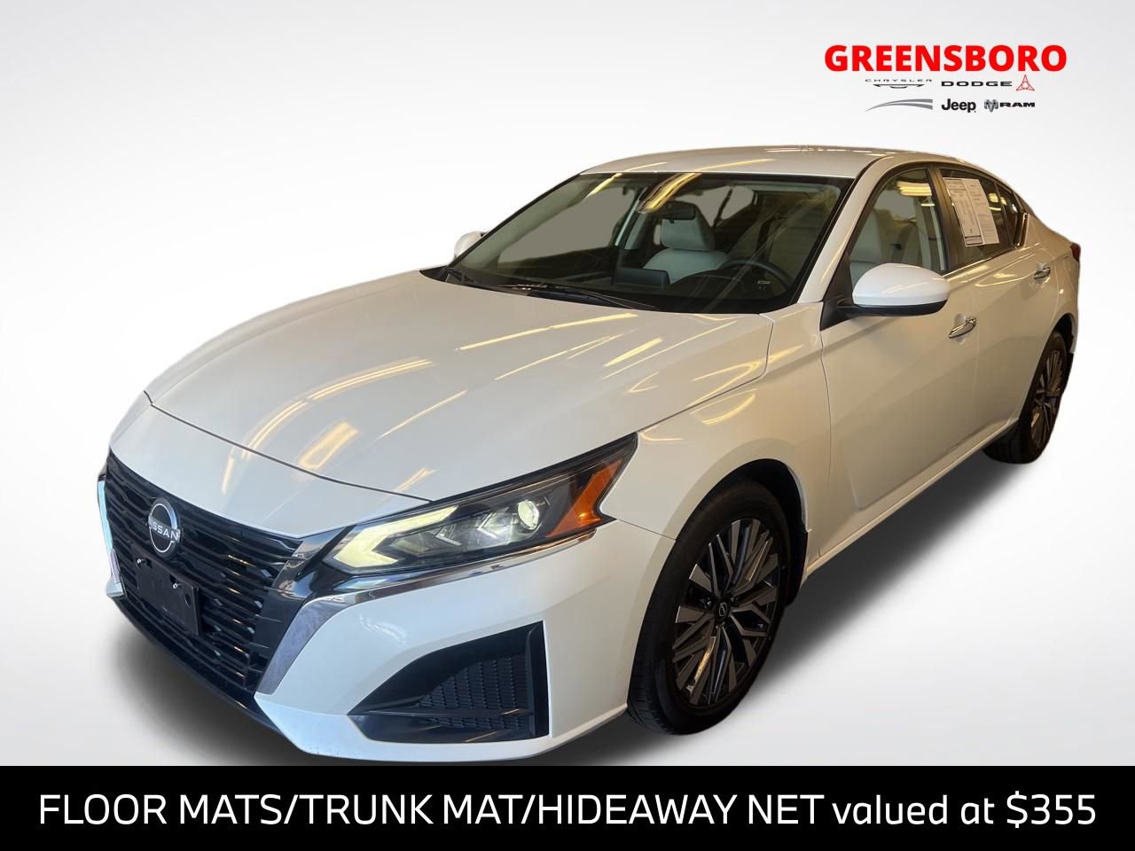 Used 2023 Nissan Altima 2.5 SV
