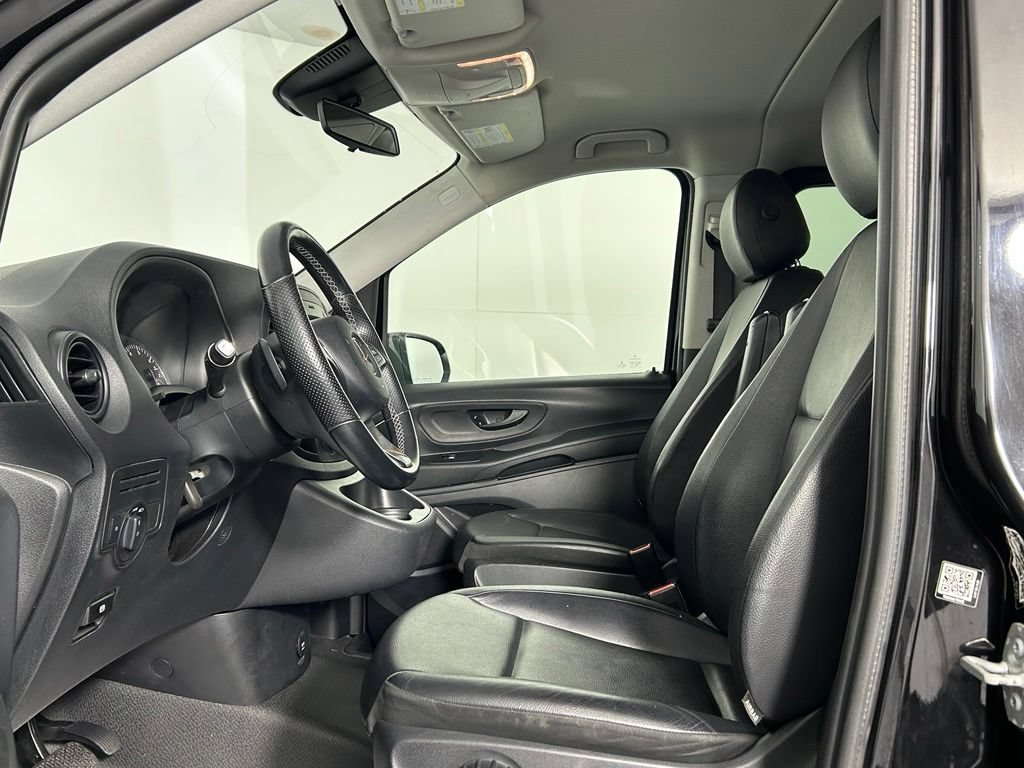 Used 2019 Mercedes-Benz Metris Passenger image 25