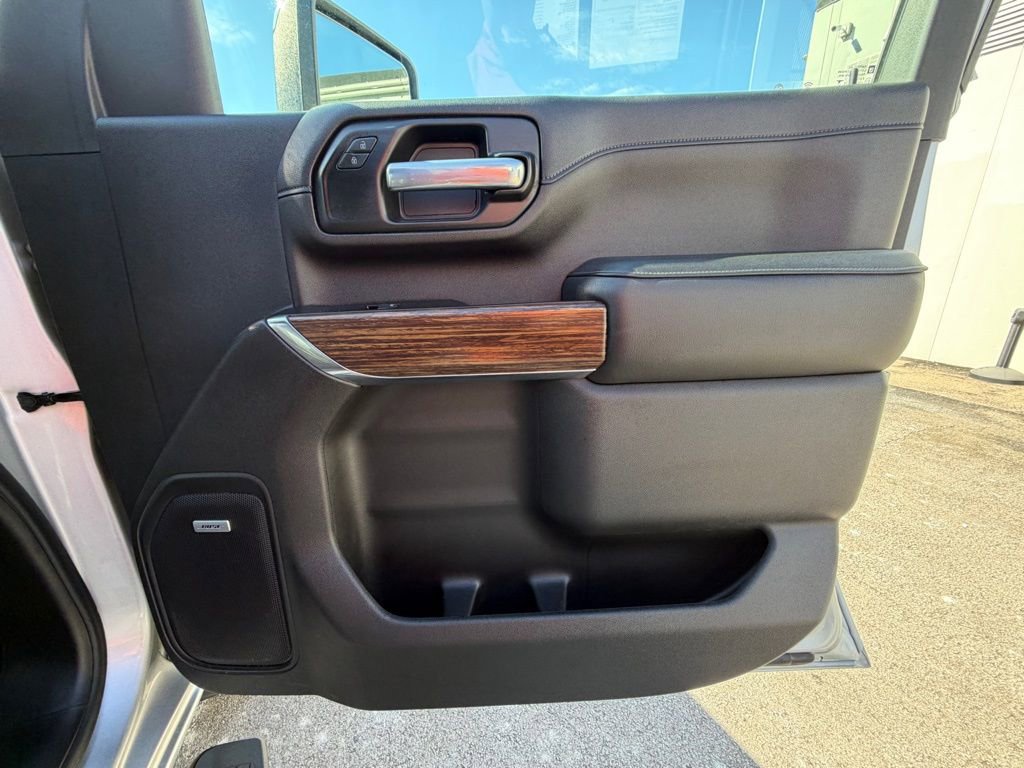 Used 2021 Chevrolet Silverado 3500 High Country image 38