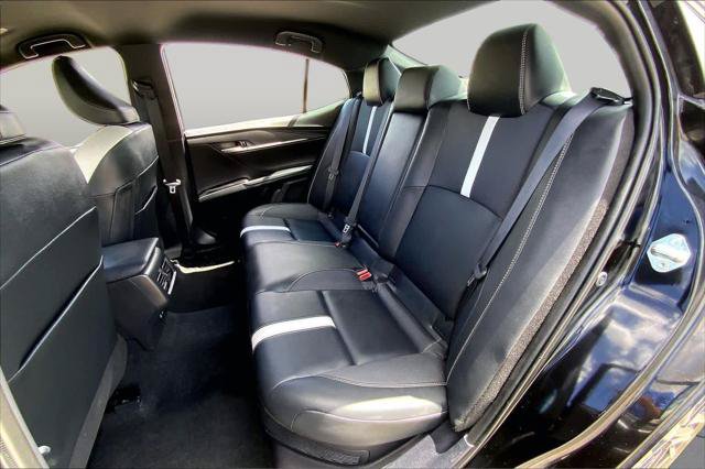 Certified 2025 Toyota Camry SE FWD image 20