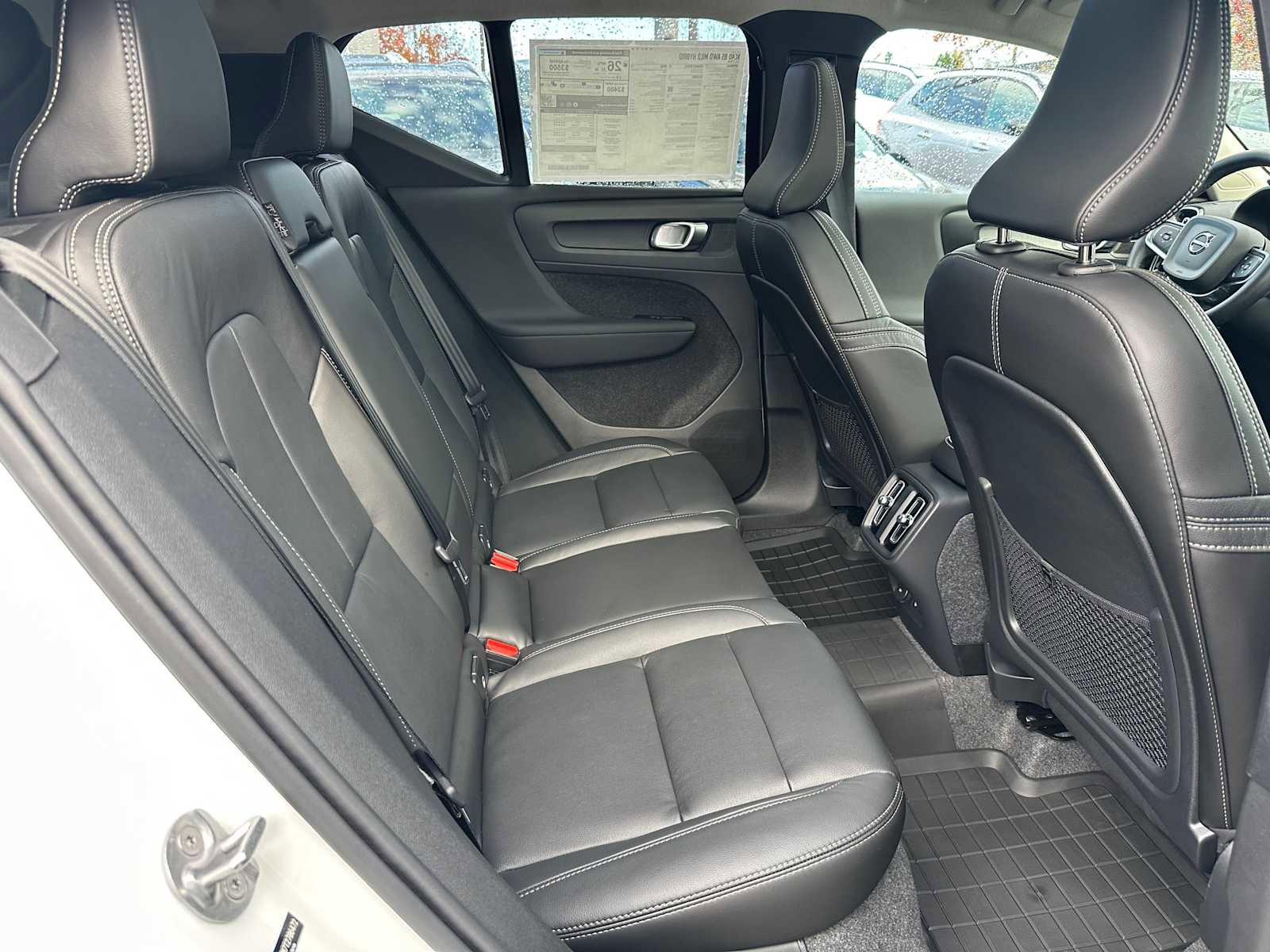 New 2026 Volvo XC40 B5 Ultra w/ Climate Package image 12