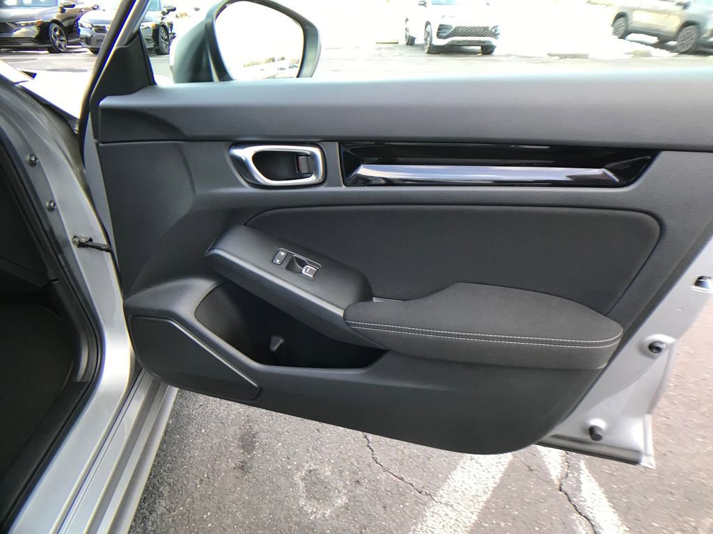 Certified 2023 Honda Civic EX image 29