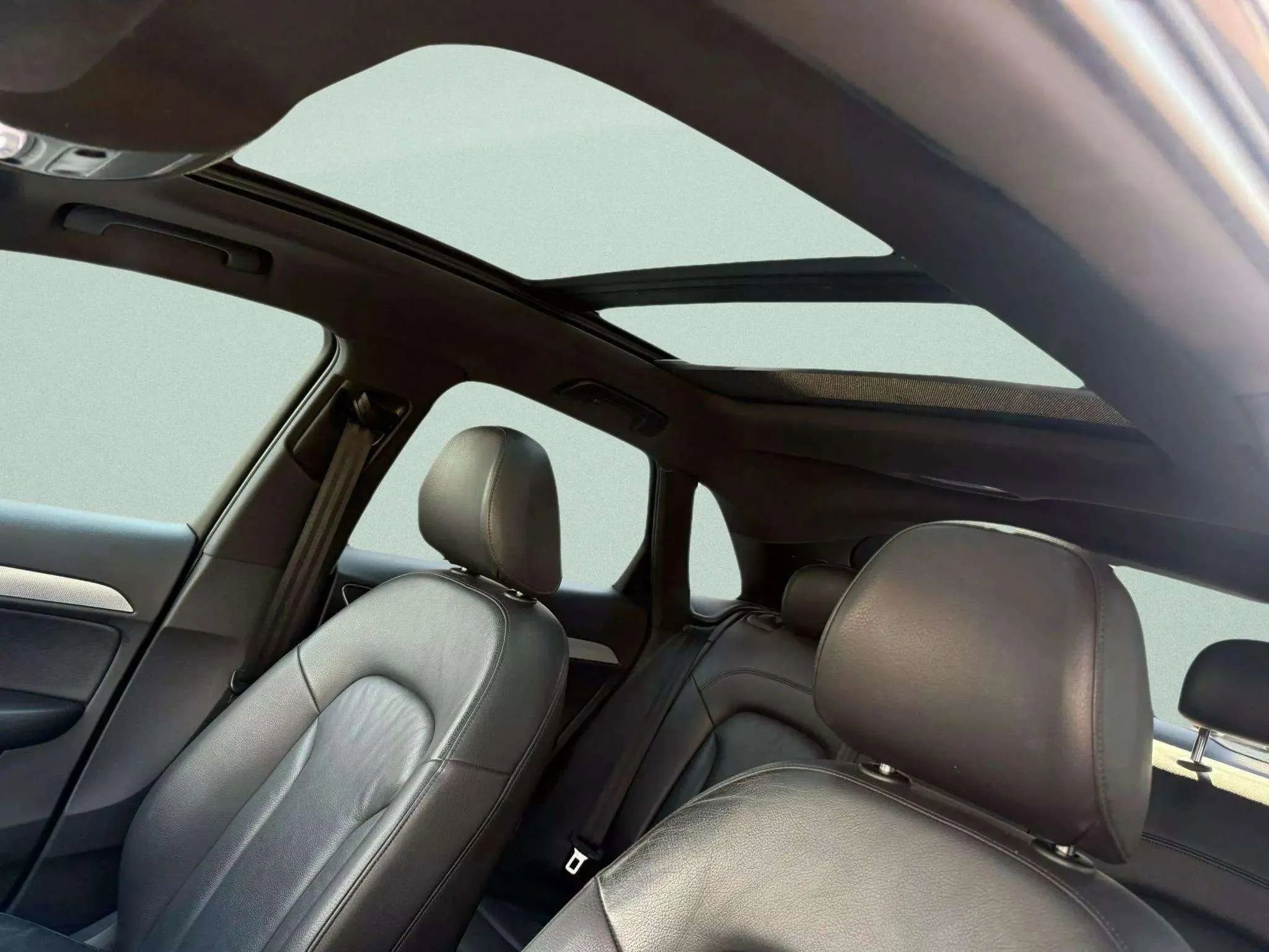 Used 2018 Audi Q3 2.0T Premium Plus w/ Premium Plus Package image 28