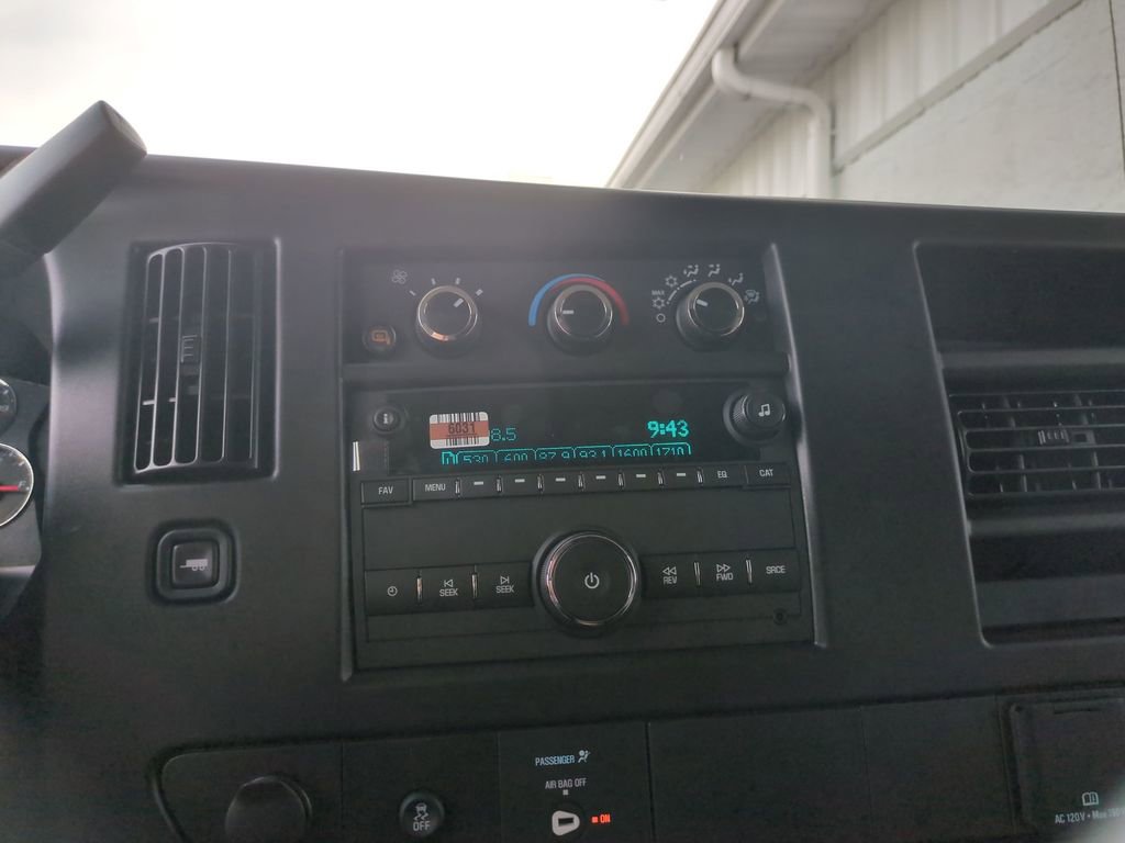 New 2026 GMC Savana 2500 RWD image 10