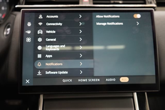 Used 2024 Land Rover Range Rover Velar Dynamic SE image 48