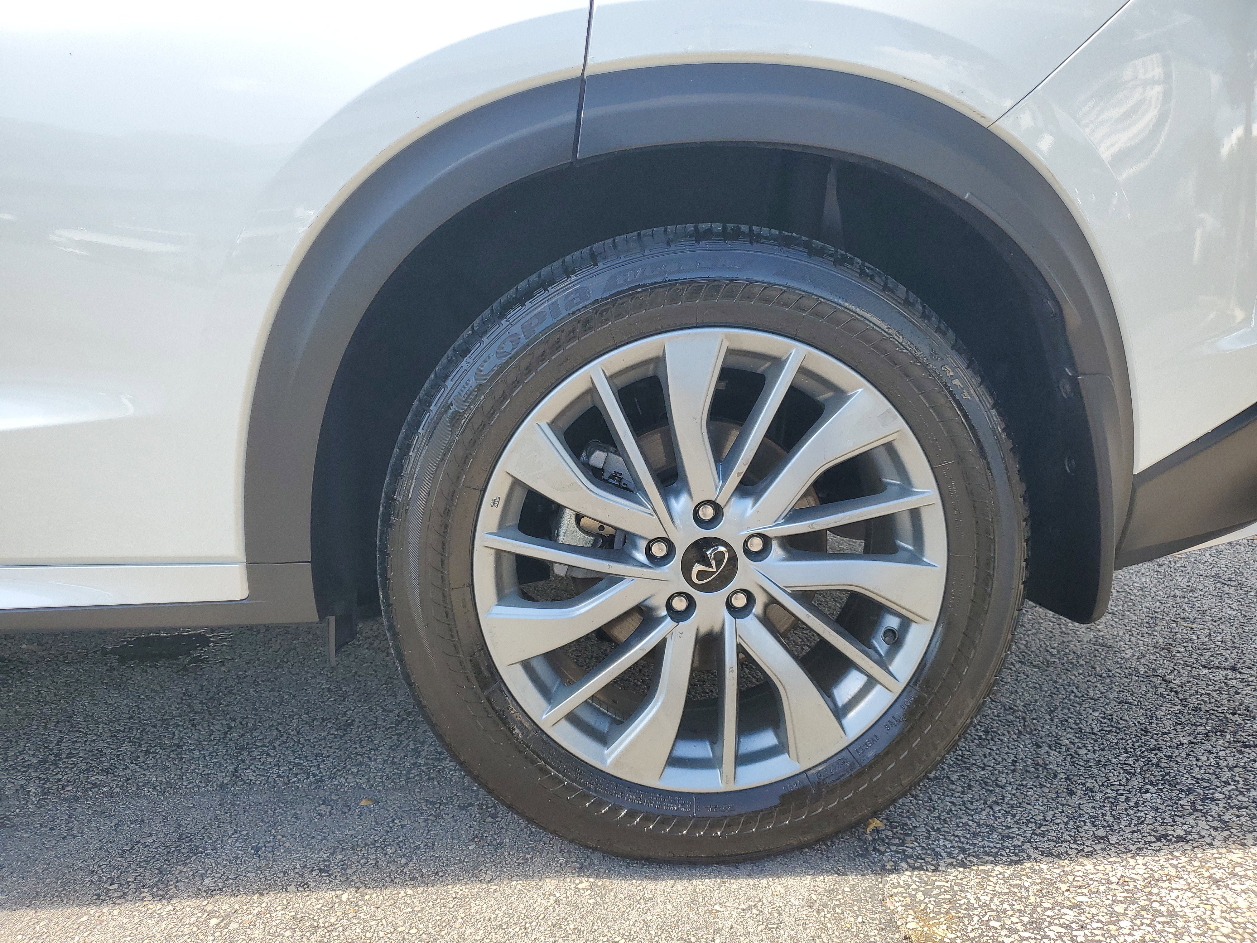 Used 2024 INFINITI QX50 Luxe image 30