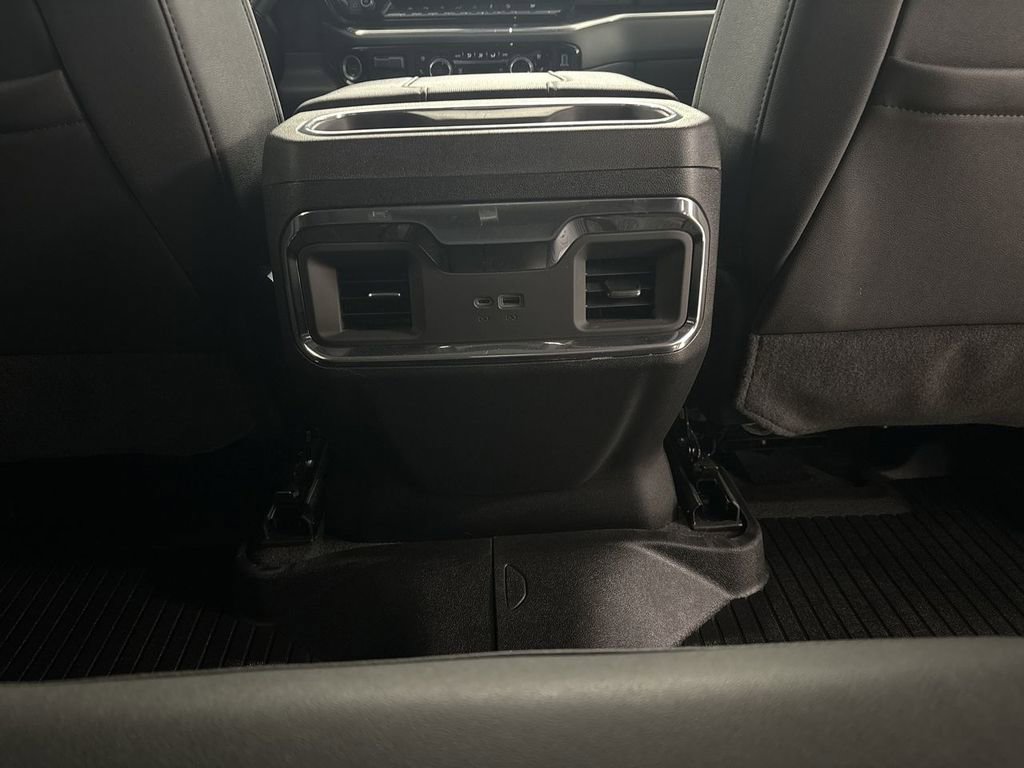 Used 2024 Chevrolet Silverado 1500 LTZ image 27