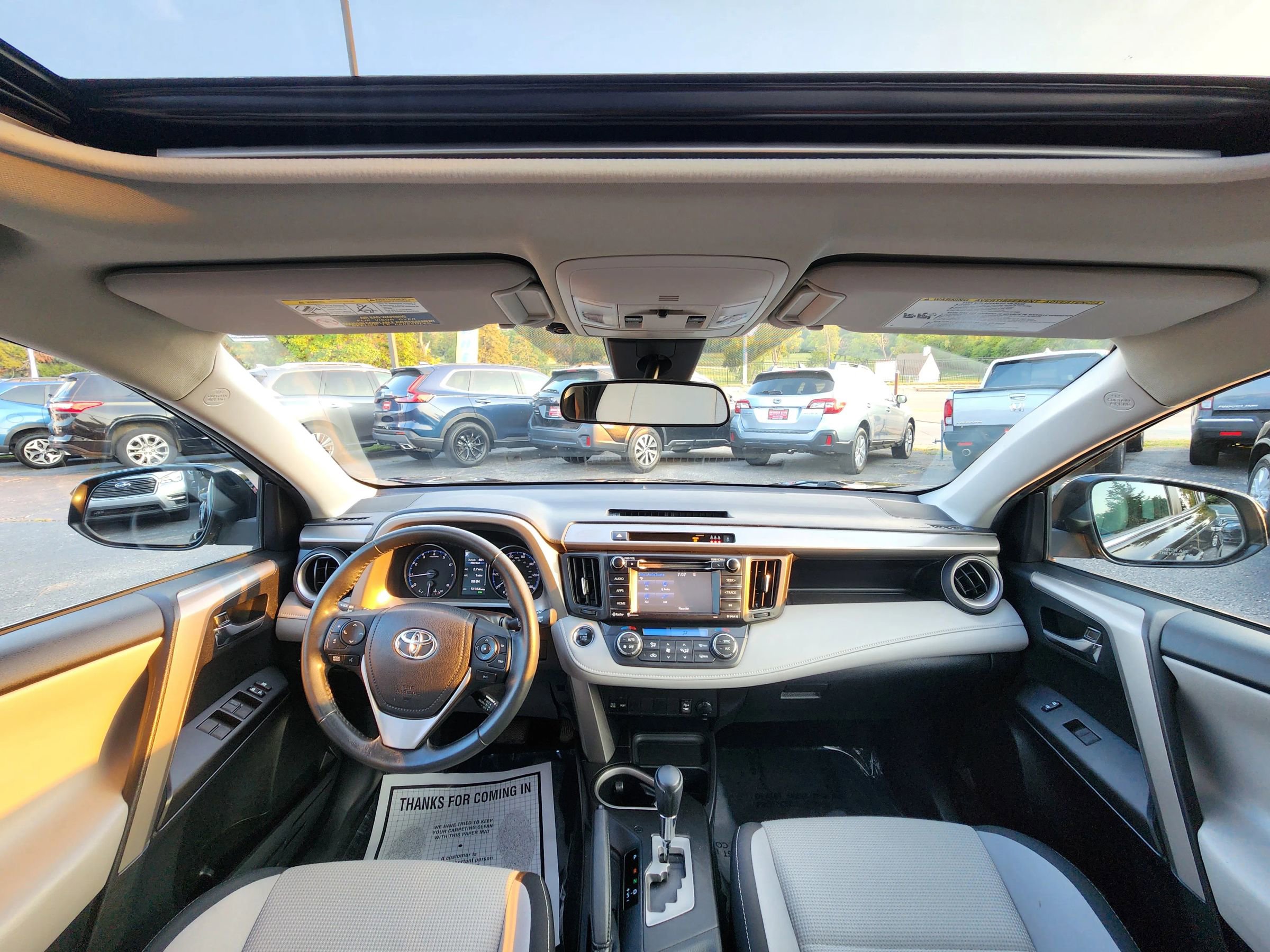 Used 2018 Toyota RAV4 XLE image 9