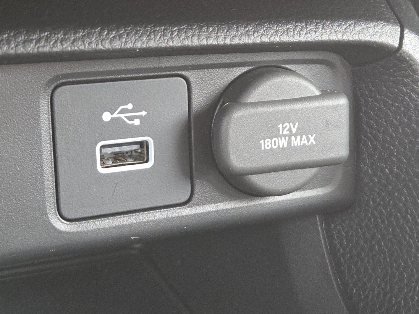 Used 2023 Honda Civic Sport image 28