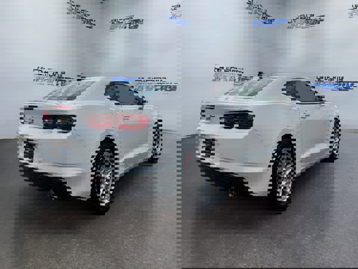 Used 2023 Chevrolet Camaro LT image 5