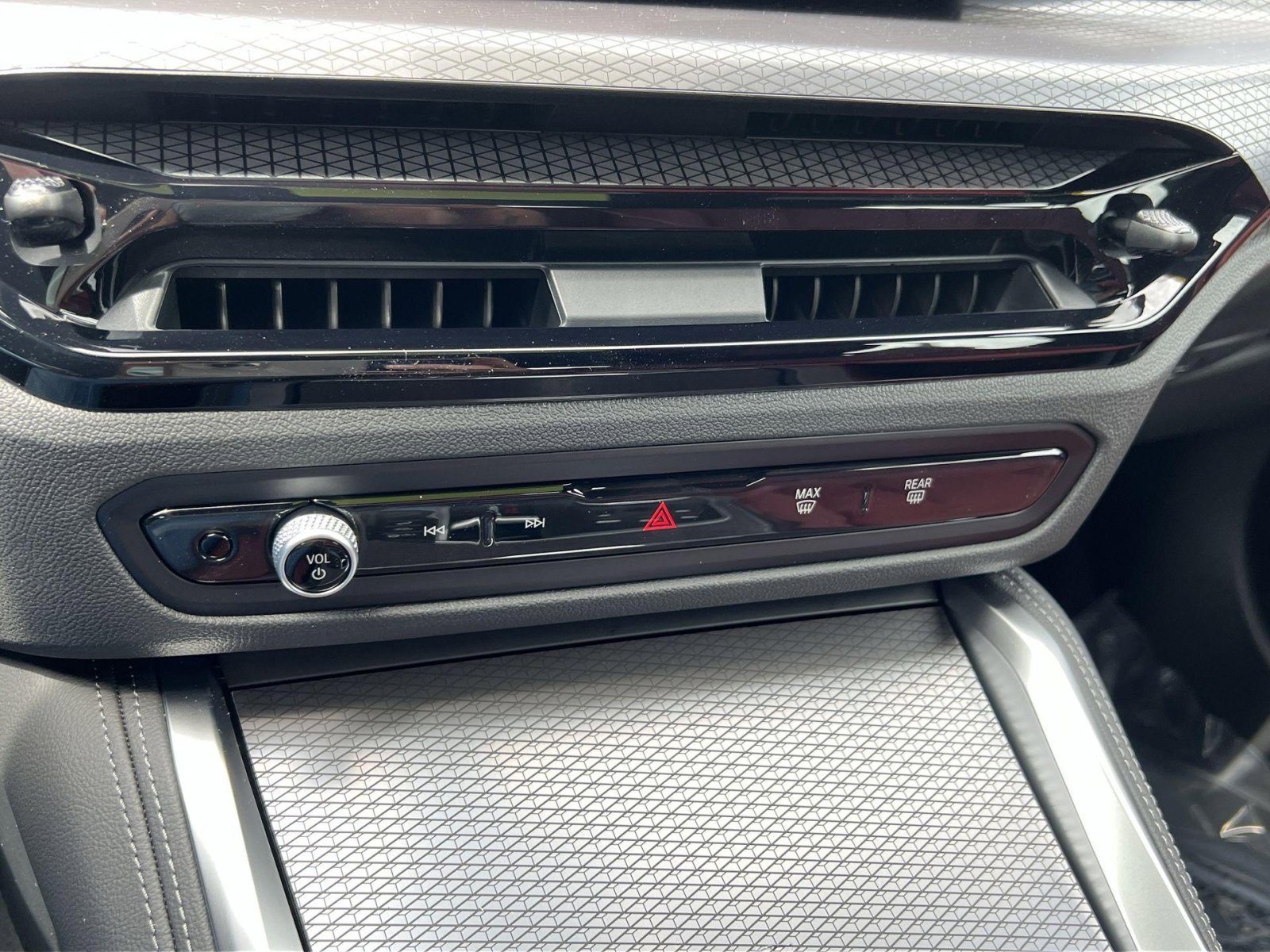 New 2025 BMW i4 M50 w/ Premium Package image 15