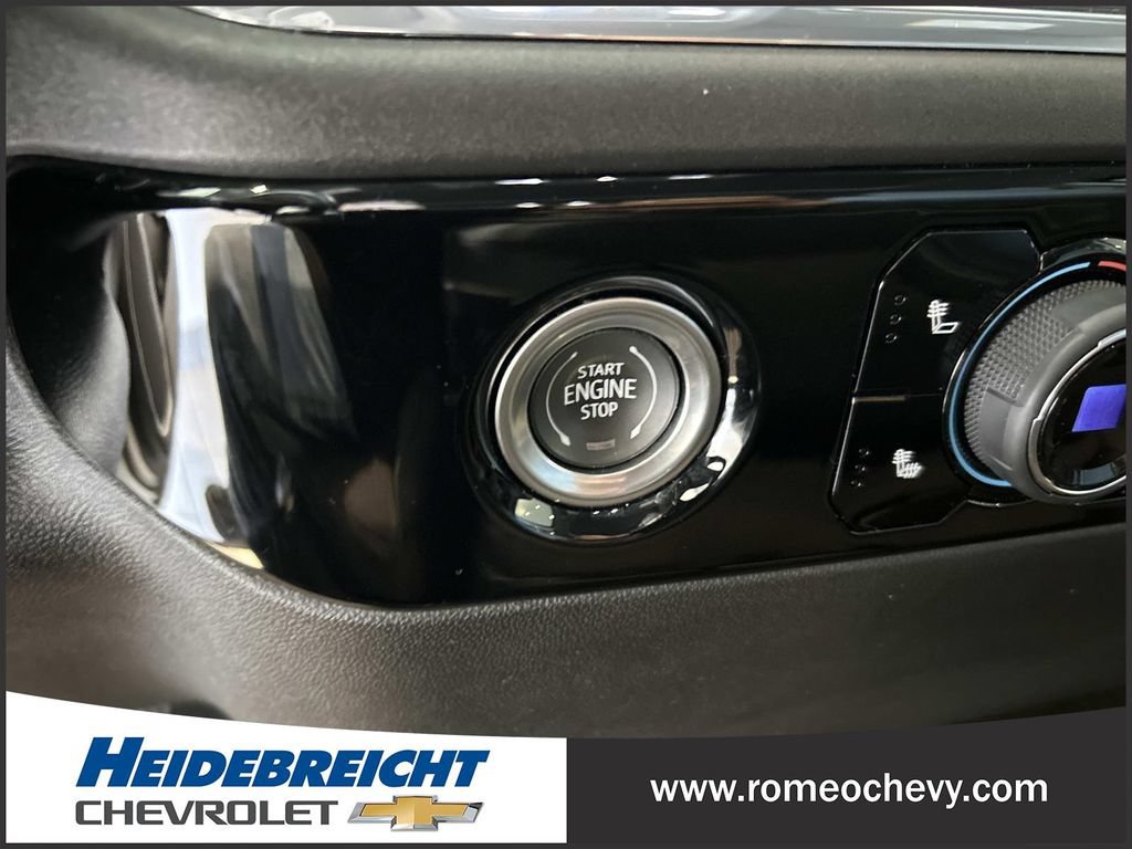 Certified 2024 Chevrolet Silverado 1500 LT AWD/4WD image 28