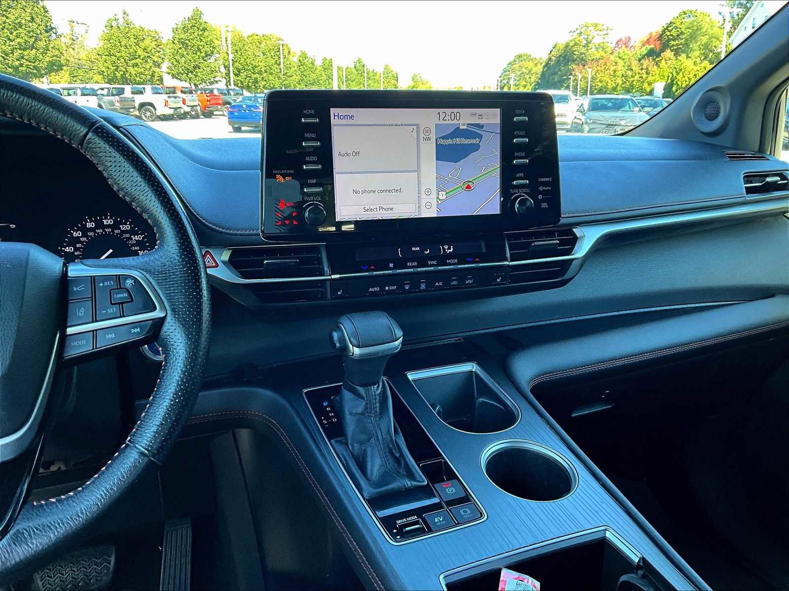 Used 2021 Toyota Sienna XSE image 19