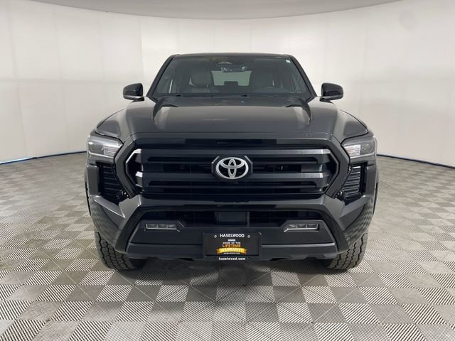 Used 2025 Toyota Tacoma SR5 AWD/4WD image 27
