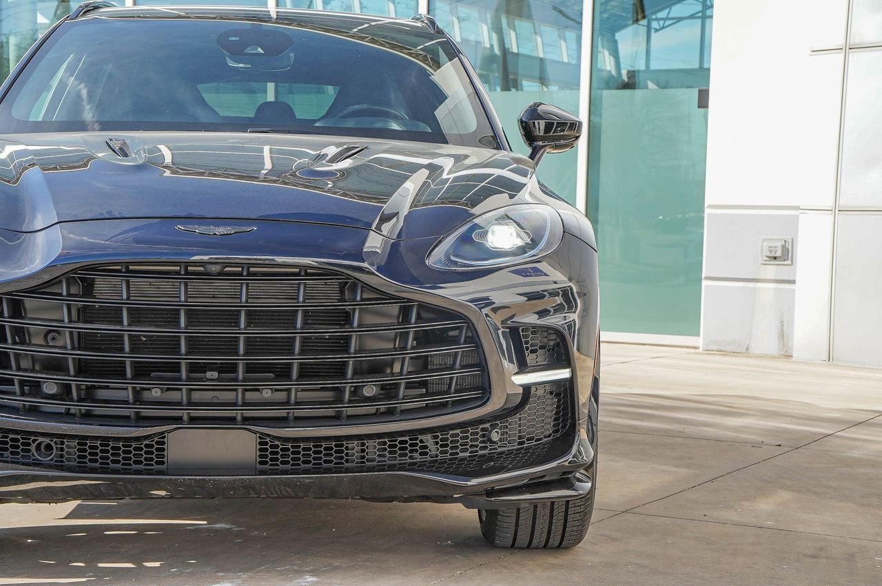 Used 2024 Aston Martin DBX 707 image 6
