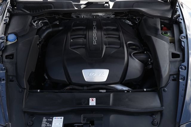 Used 2014 Porsche Cayenne Diesel AWD/4WD image 23