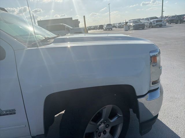 Used 2018 Chevrolet Silverado 1500 LT w/ Texas Edition RWD image 33