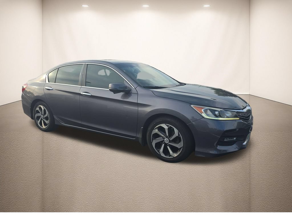 Used 2017 Honda Accord EX-L image 2