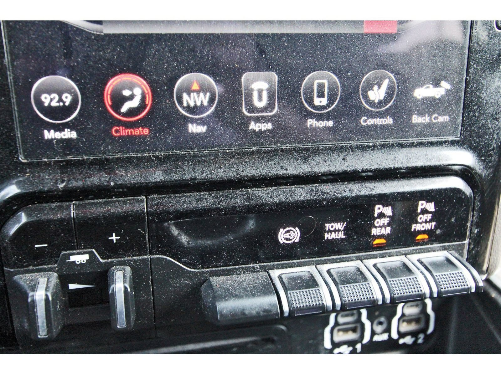Used 2019 RAM 3500 Laramie AWD/4WD image 29
