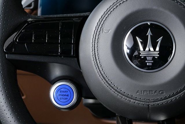New 2026 Maserati Grecale Folgore AWD/4WD image 11