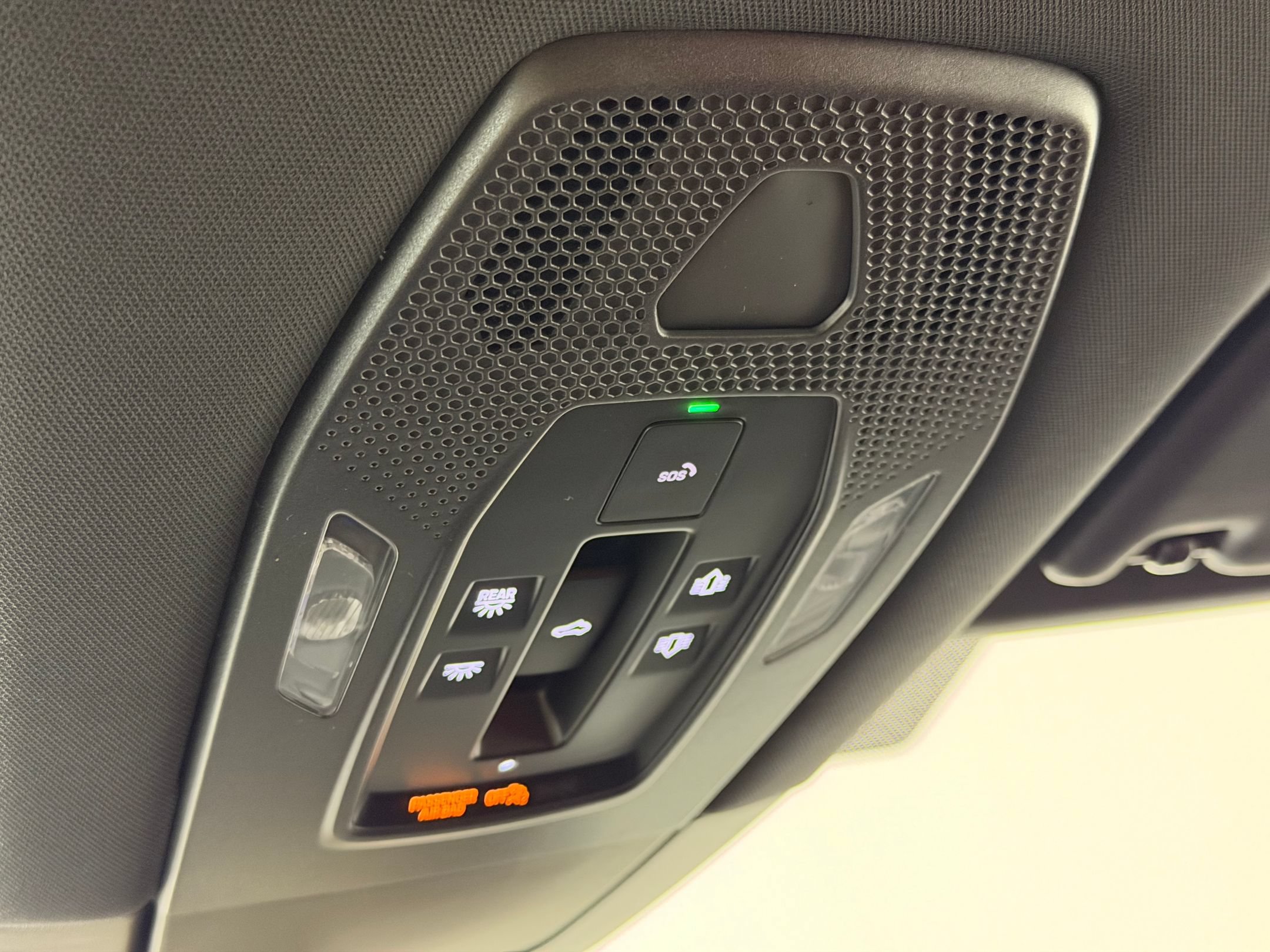 Certified 2026 Porsche Macan Electric RWD image 27