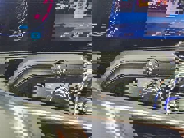 Certified 2025 Mercedes-Benz GLA 250 4MATIC image 57