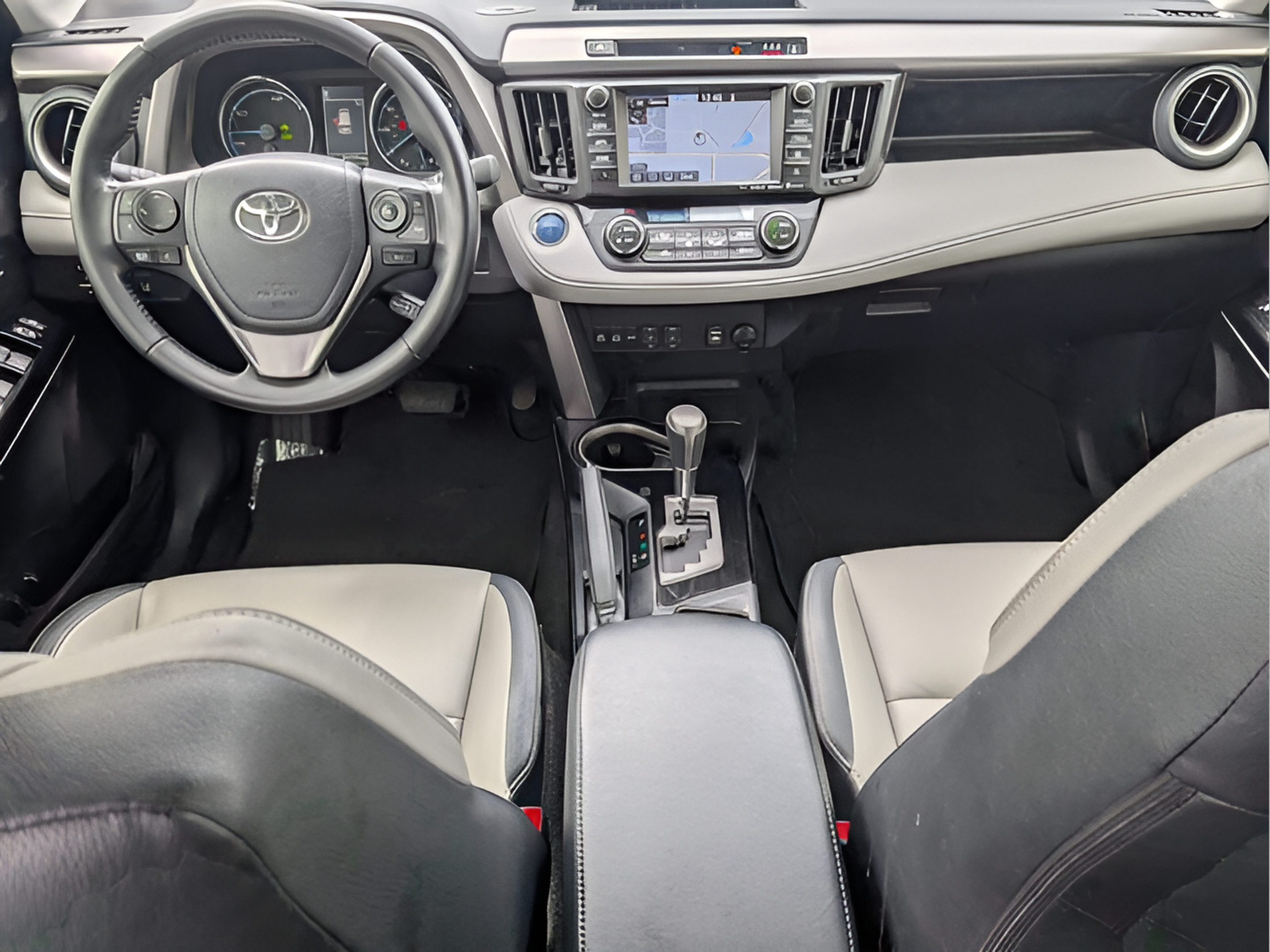 Used 2017 Toyota RAV4 Limited AWD/4WD image 9