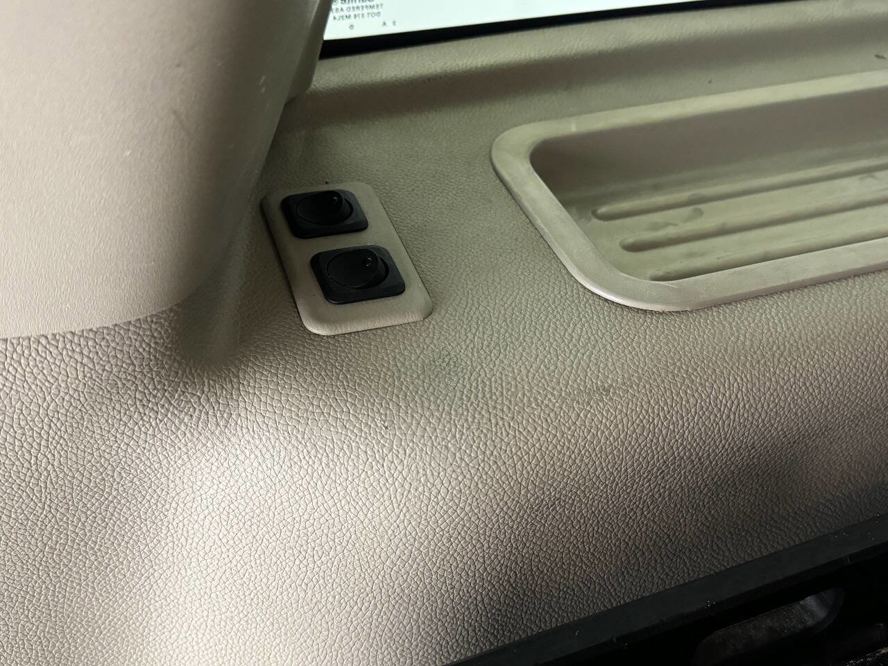 Used 2014 Ford Expedition XL RWD image 50