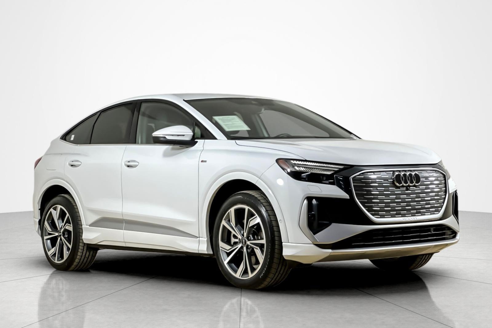 Certified 2023 Audi Q4 e-tron Prestige AWD/4WD image 7