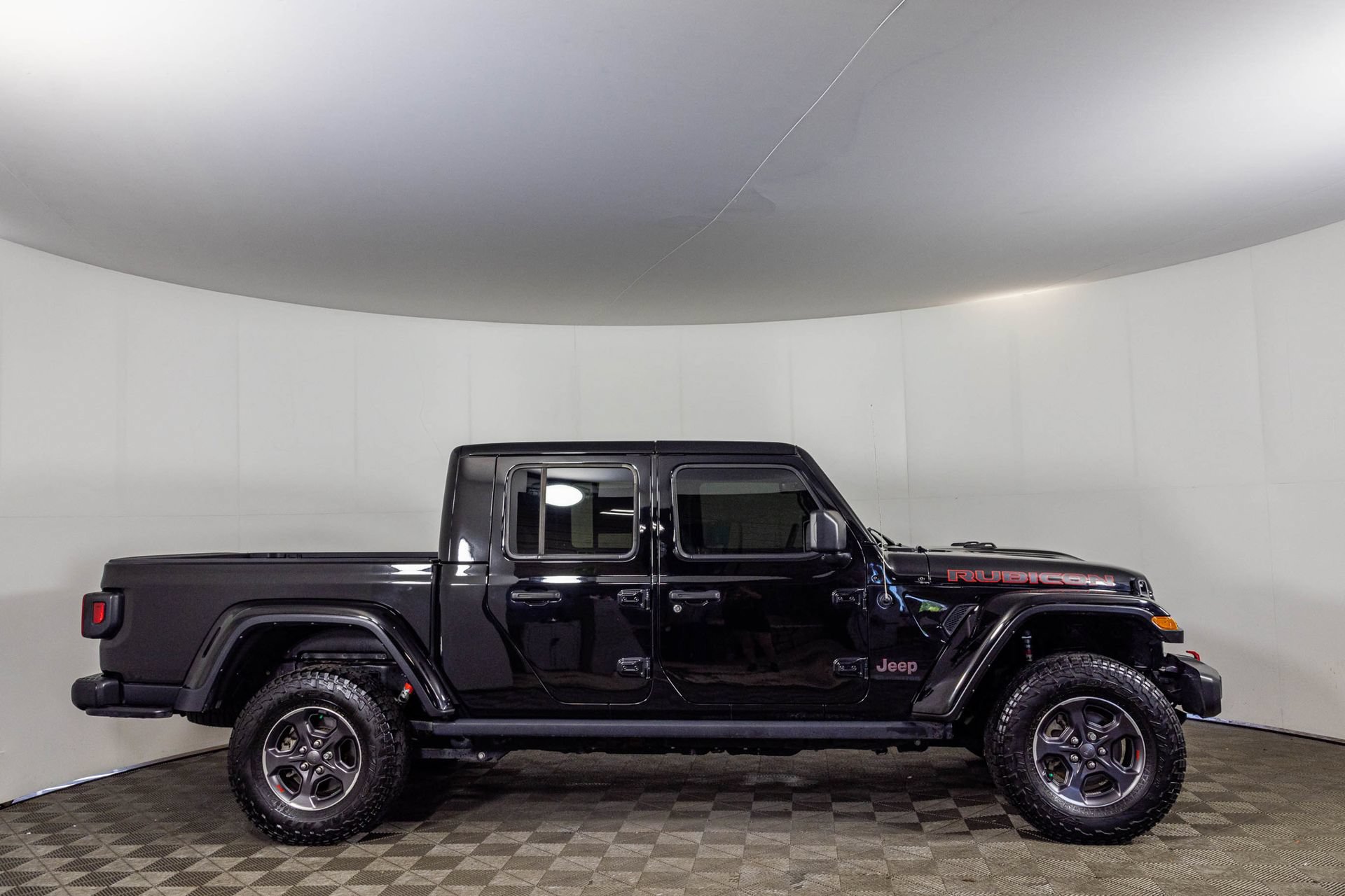 Used 2022 Jeep Gladiator Rubicon w/ Cold Weather Group AWD/4WD image 15